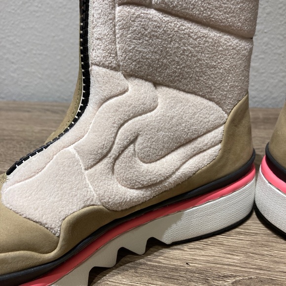 Air Jordan 1 Women’s 7 Shoes Boots New Nike NWT - Picture 10 of 14